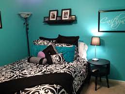 Turquoise Room Decorations This Modern Contemporary Room Is One Splendid Sample For A Turquoise Area Turq Kamar Tidur Biru Interior Kamar Tidur Kamar Dekor