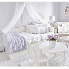 Clean Cozy And Beautiful Girl S Room Using Buddy S Bedding Zipyourbed Beddys Zipperbedding Ki Home Decor Interior Design School Easy Home Decor