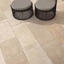 Pastorelli interprets outdoor and city spaces with the new collection inspired by three different stones. Pastorelli Stones Du Monde 20mm Fliesen Borgogna Natural 40x80