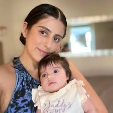 Any jumping spider breeders