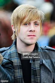 990 John Keefe Photos & High Res Pictures