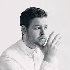 Listen to Finnebassen