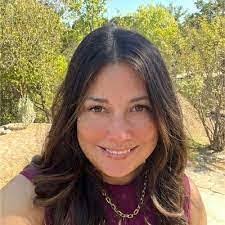 Melissa Pruneda's Instagram, Twitter & Facebook