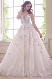 Exquisite Tulle V Neck Neckline A Line Wedding Dresses With Lace Appliques Hot Fix Rhineston Ball Gowns Wedding Ball Gown Wedding Dress Perfect Wedding Dress