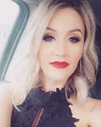 Kaye Blanton's Instagram, Twitter & Facebook