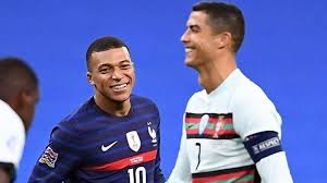 Cristiano ronaldo dos santos aveiro. Kylian Mbappe Shares Picture With Idol Cristiano Ronaldo After France Vs Portugal Uefa Nations League 2020 21 Match Juventus Star Reacts Zee5 News