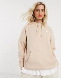 Nike mini swoosh oversized light beige hoodie. #nike #hoodies #activewear |  Sporty outfits, Hoodies womens, Nike hoodie outfit