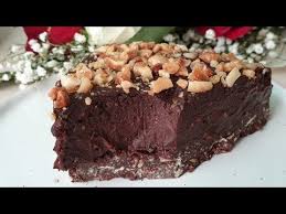 أحسن وألذ كيكة باردةفي 10 دقائق بدون بيض بدون كريمة بدون زبدة مكوناتها في كل بيت Youtube Food Desserts Brownie