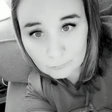 6-year-old Danny Keefe, who dresses in a suit everyday, has childhood  apraxia of speech. Recently, kids at his school started to make fun of him.  However, that was only until an entire