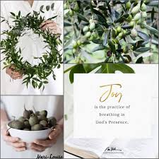 Pin By Yolande Roodt On Color Me Beautiful Colorearme Maravilloso Place Card Holders Joy Place Cards