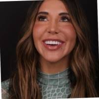 Jackie Velasco's Instagram, Twitter & Facebook