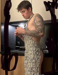 Danya pyatygin desnudo