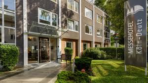 Suche wohnung zu miete ab 3,5 zimmer in köln für 4 personen 2+2 bis 1500€ warmmiete inkl. Messehotel Koln Deutz Koln Holidaycheck Nordrhein Westfalen Deutschland