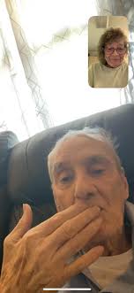 This is my dad who is deceased. Is there anyway you could make him blow me  a kiss please. Missed so very much. Thank you.