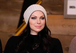 In a recent interview with people, the orange is the new black actress revealed that she has not been an active. Riwi1eb2o2iktm