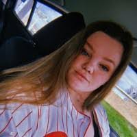 Shannon Lehner's Instagram, Twitter & Facebook