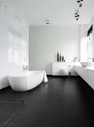 pin on badkamer