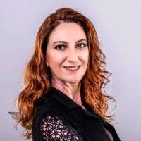 Diana Fontana's Instagram, Twitter & Facebook