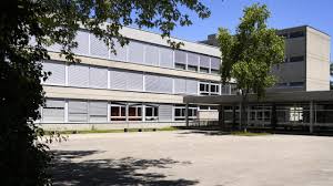 Un collège d'Yverdon-les-Bains évacué à la suite d'un message menaçant