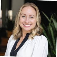 Nicole Titus's Instagram, Twitter & Facebook