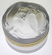 Maison Lalique Daphne Powder Or Jewelry Box In Frosted Sculpted Crystal Signed Retired Design Lalique Perfume Bottle Lalique Lalique Perfume
