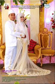 Bagi anda yang sedang mencari model kebaya untuk pengantin dalam bentuk hijab, maka akan banyak sekali inspirasi yang bisa anda dapatkan. Rias Pengantin Muslimah Bekasi Utara Photo Nur Afni M Toriq By Rias Pengantin Bekasi Dnova Pengantin Gaun Gaun Pengantin