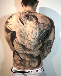 La Imagen Puede Contener Una Persona Oni Mask Tattoo Mask Tattoo Koi Dragon Tattoo