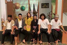 Elvina mohamad minggu 3 : Nora At Sepahtu Reunion Live Comel Nora Danish Fans Facebook