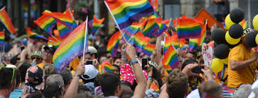 Il 17 maggio è la giornata mondiale per la lotta ai pregiudizi, alla discriminazione, alla violenza nei confronti di gay, lesbiche e bisessuali. Giornata Internazionale Contro L Omofobia La Bifobia E La Transfobia Notizie Del Giorno News Ordine Degli Psicologi Della Regione Abruzzo