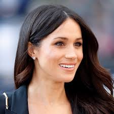Meghan markle's makeup artist daniel martin reveals his massive beauty stash | harper's bazaar. Meghan Markle With No Makeup Girlfriend