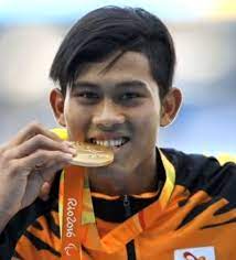 1 day ago · abdul latif romly win's the men's t20 long jump with a distance of 7.45 metres.#gold to abdul latif romly #mal #silver to athanasios prodroumou #gre #bronze to nicholas hum #aus #paraathletics #tokyo2020 #paralympics— paralympic games (@paralympics) september 4, 2021 (socially brings you all the latest breaking news, viral trends and information from social media world, including twitter. Abdul Latif Romly Wikipedia