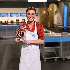 Amateur cooks duel it out as john torode and gregg wallace turn celebrity masterchef. Celebrity Masterchef Crowns Its 2020 Champion
