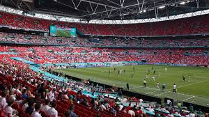 Großbritannien hingegen konnte zum auftakt mit 2:0 gegen chile gewinnen. Uefa Erhoht Druck Auf Britische Behorden Droht Eine Verlegung Des Finales Stern De