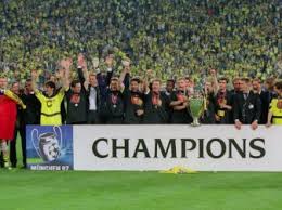 Les deux clubs légendaires devront. Champions League 1996 1997 Fussballdaten