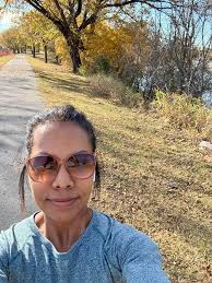 Haven't run this far in several years! I think it was the beautiful fall  weather and the fact that I hadn't run in almost a week. I wasn't even  paying attention to