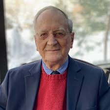 Dear friends: I'm very sad to share the news that Roger Haight, SJ, a great  theologian, writer and thinker (and one of my favorite professors during  graduate school in theology) died today.