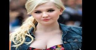 Worlds Top Richest Kid Ten Most Richest Kid In The World Beauty Girl Beauty Beautiful Girl Face