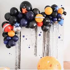 2nd Birthday Decoration Ideas At Home For Boy Great Balloon Decor For A Space Birthday Party Space Theme Party Space Party Space Birthday Party