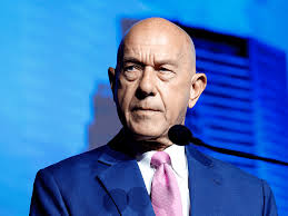 Jamie Foxx's divorced parents live with him 25 years after breaking up