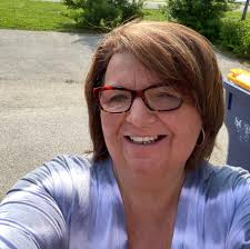 Debbie Vincent Hairstylist /Consultant