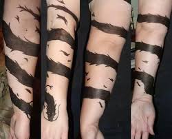Togashi has authored numerous manga series in different genres during the past three decades. Pin By Donz On Others Dragon Sleeve Tattoos Dragon Tattoo Around Arm Flame Tattoos