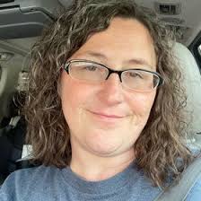 Teri Savell's Instagram, Twitter & Facebook