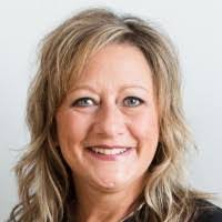 Lori Sandbach's Instagram, Twitter & Facebook