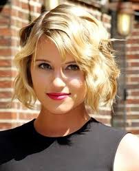 20 Best Short Wavy Haircuts For Women Popular Haircuts Short Wavy Haircuts Short Wavy Hair Wavy Bob Hairstyles