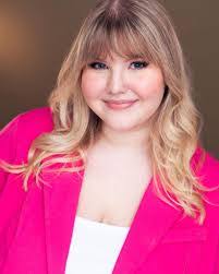 Betty Peyton's Instagram, Twitter & Facebook