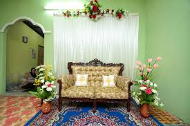 Selain dari membuat tempahan, anda juga sebenarnya boleh mereka bentuk sendiri pelamin impian anda dan hanya menyewa beberapa barang hiasan tertentu saja dari mereka seperti. Acik At Review Tunang Mini Pelamin Part 2 S A Y E