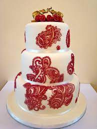 Henna Design Cake As A Delta I Love This Cake Purely For The Elephants On Top R Mehndi Cake Buttercream Birthday Cake Dream Wedding Cake