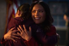 «хлоя становится люцифером» «chloe does lucifer». Lucifer Season 4 Lesley Ann Brandt On Maze Trixie Reunion Tvline