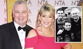Jun 20, 2021 · eamonn holmes poses with his four children niall, jack, rebecca and declan (image: Eamonn Holmes This Morning Presenter Shares Rare Snap With All Four Of His Children Celebrity News Showbiz Tv Express Co Uk