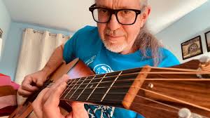 Hey my fellow acoustic 🎸music fans✌️! I've got one of mine to share that  I'm hoping you'll enjoy as much as I do playing it 😊. I'm really digging  the space between